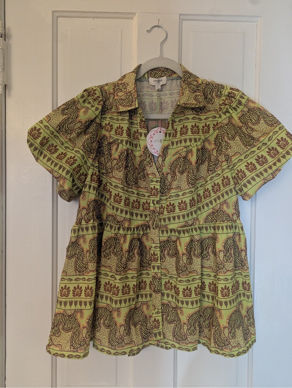 NWT UMGEE SAFARI TIGER PRINT BABYDOLL BLOUSE  | LIME GREEN | SIZE S